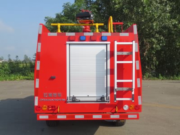 北汽吉普越野1噸水罐消防車(上藍(lán)牌)